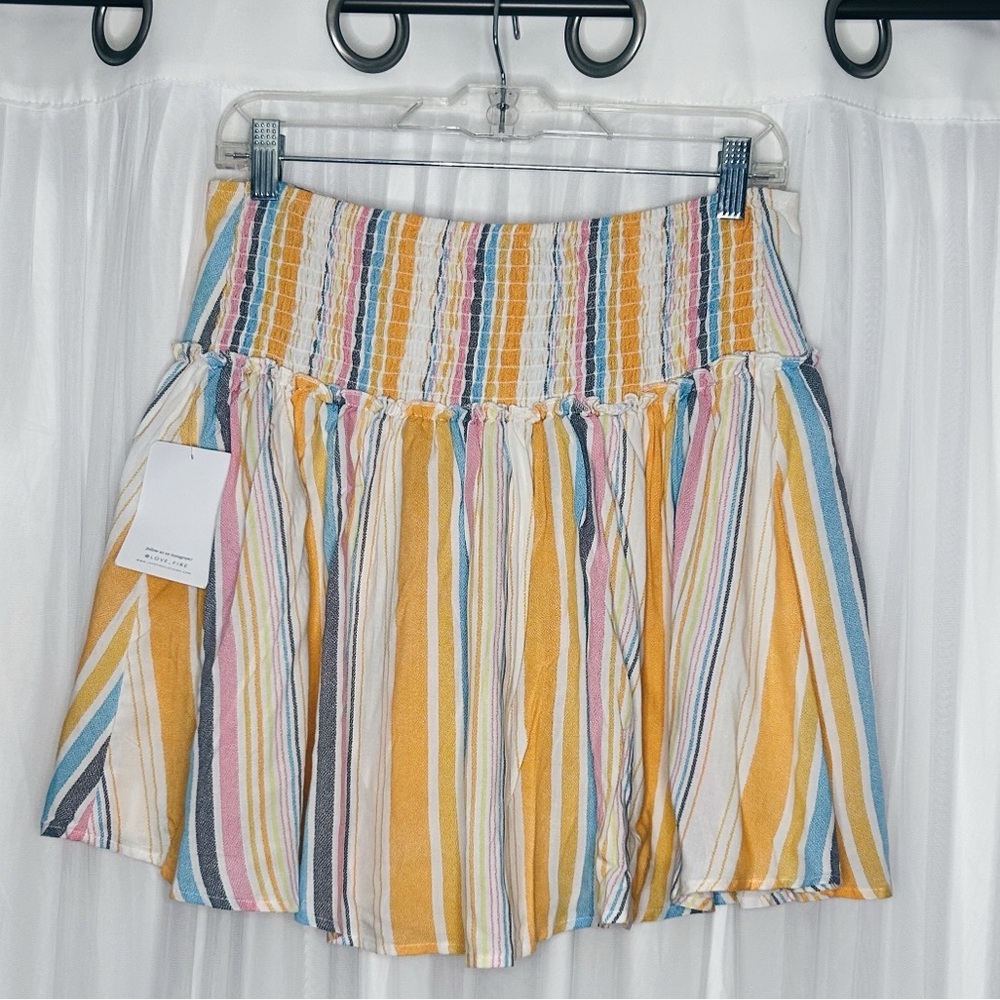 Love Fire Yellow and Blue Pleated Skater Mini Skort - Picture 3 of 3